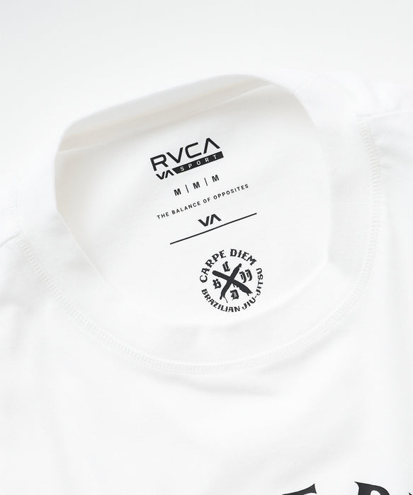 RVCA SPORT メンズ CARPE DIEM X RVCA ST Tシャツ 【2026年夏モデル】