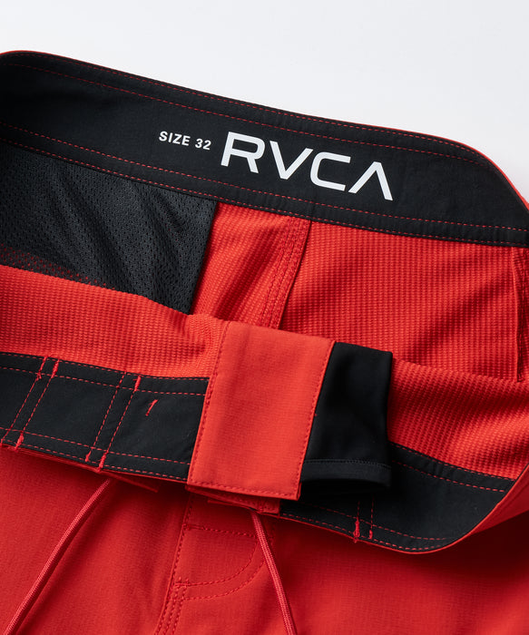 RVCA メンズ VA LG TRUNK ボードショーツ 【2026年夏モデル】 RED / 34