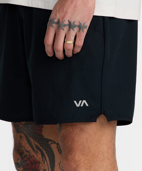 RVCA メンズ YOGGER STRETCH 17 ショートパンツ 【2026年夏モデル】 BLK / XL