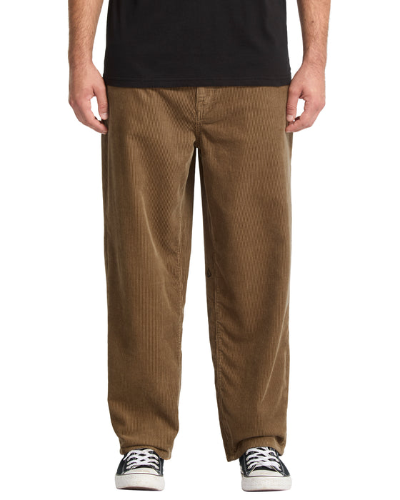 VOLCOM メンズ BILLOW TAPERED CORD PANT ロングパンツ 【2026年秋冬モデル】 ERM / 36