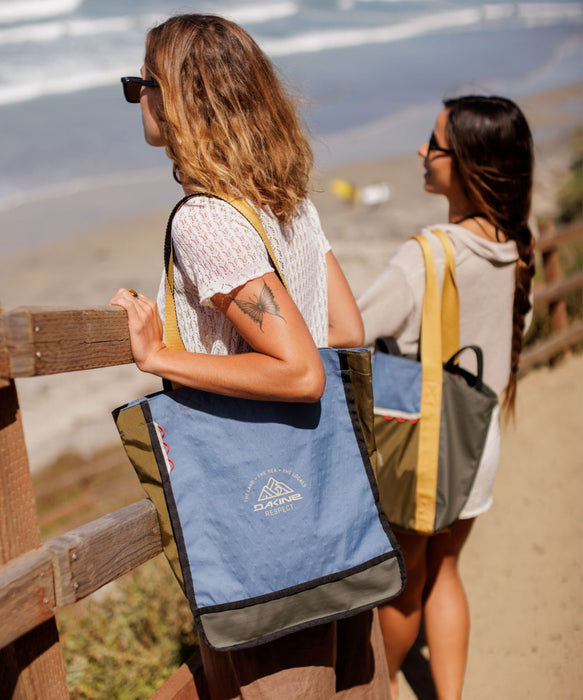 DAKINE RENOVATION TOTE 23L トートバッグ 【2026年秋冬モデル】