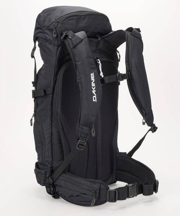 DAKINE POACHER BACKPACK 40L BLK / F