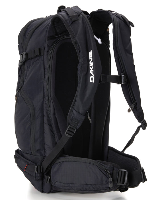 DAKINE POACHER BACKPACK 22L BLK / F