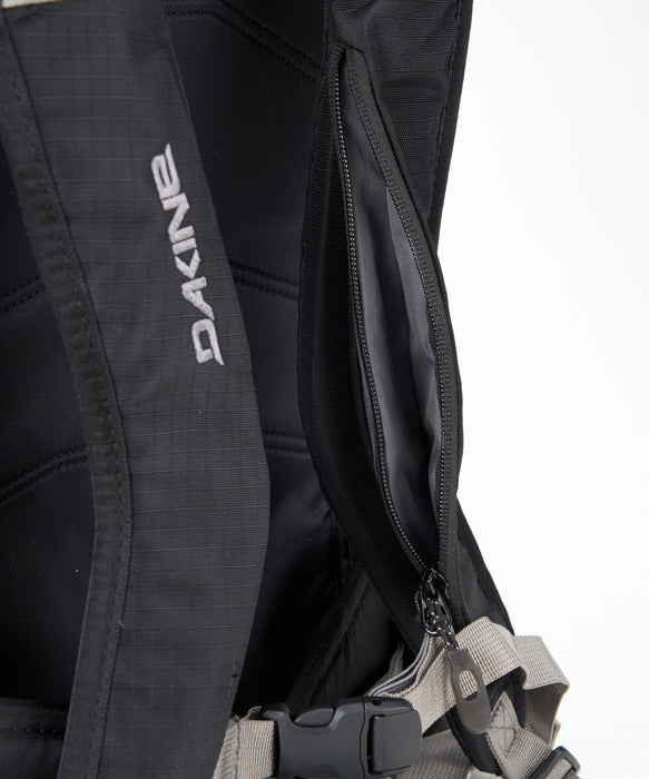 DAKINE MISSION PRO BACKPACK 18L BLK / F