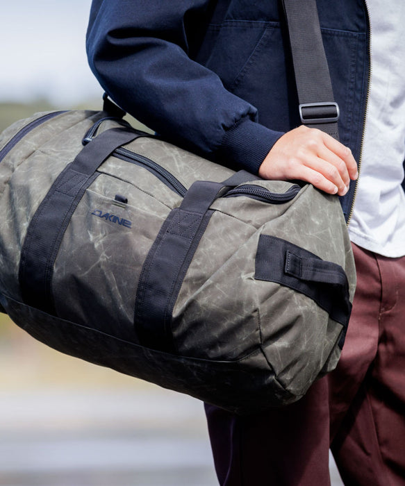 【直営店限定】DAKINE EQ DUFFLE 2.0 50L ショルダーバッグ 【2026年秋冬モデル】