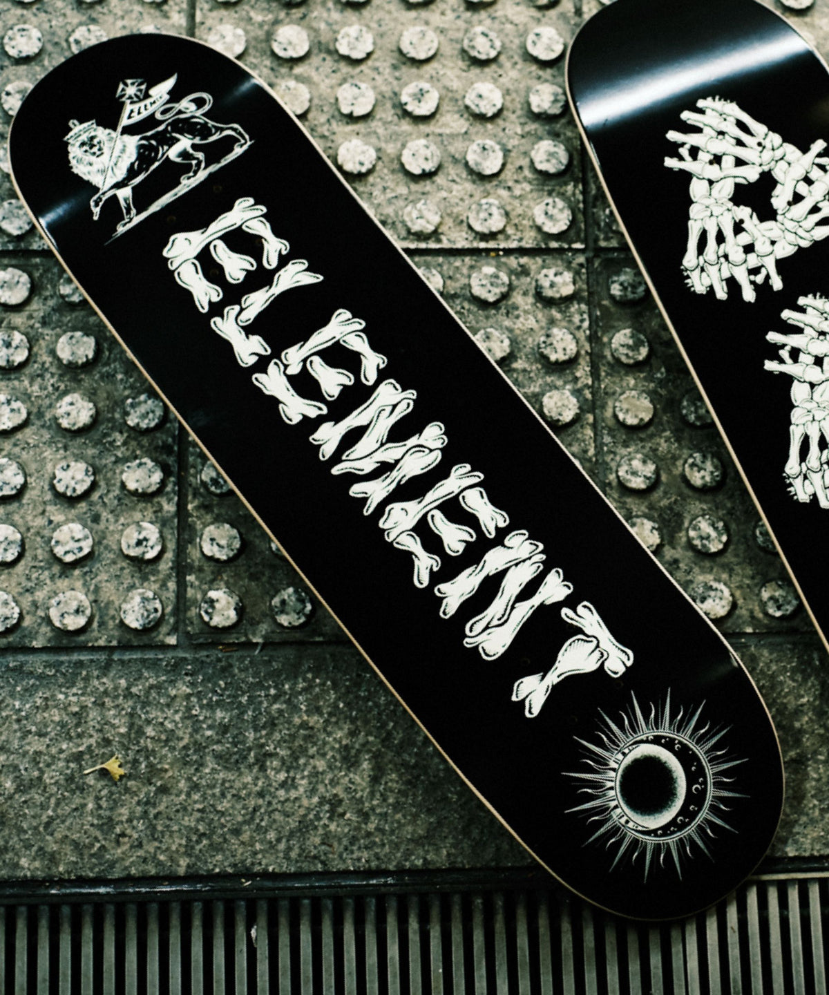 【ELEMENT×FENDER】コラボデッキ 8.0インチ BW_Deck1_1200x1440_crop_center