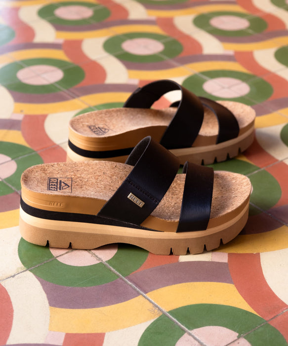 REEF ウィメンズ CUSHION VISTA HIGHER サンダル