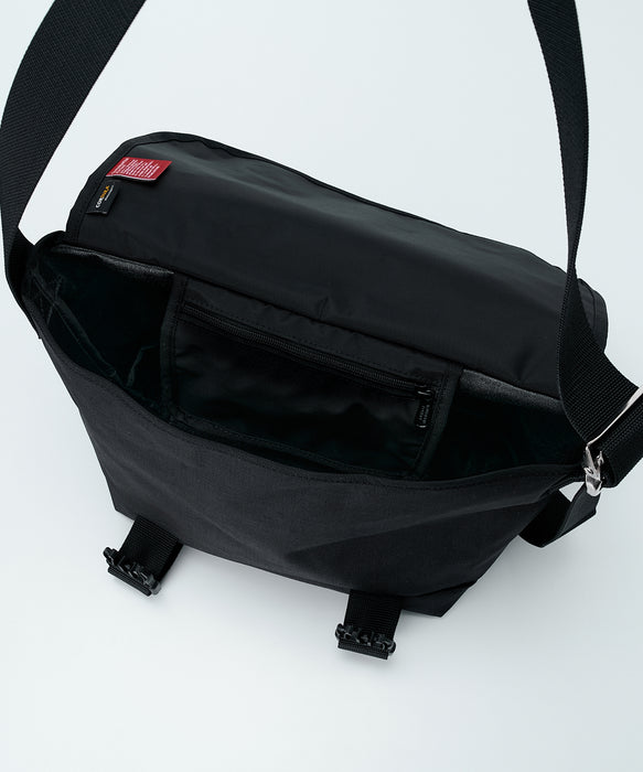 【直営店限定】DC Shoes 26 MP VINTAGE MESSENGER BAG ショルダーバッグ