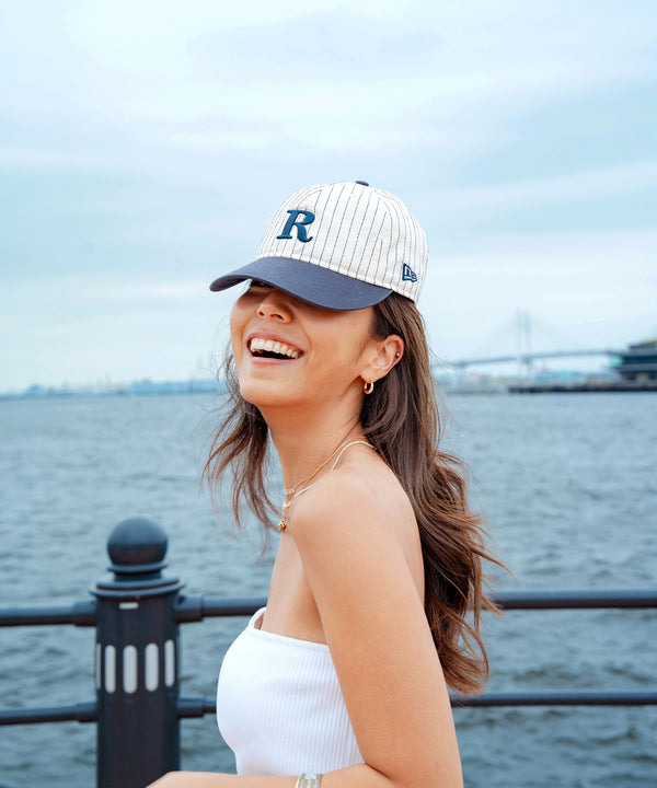 【NEW ERA】ROXY コラボキャップ 930CS ROXY PIN STRIPE 2TONE CRM NVY 【2026年夏モデル】