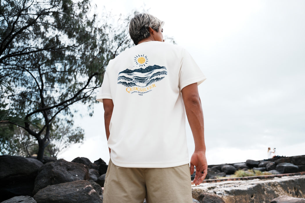 QUIKSILVER メンズ NEON BLUES ST Tシャツ 吸汗速乾 UPF50 【2026年秋冬モデル】