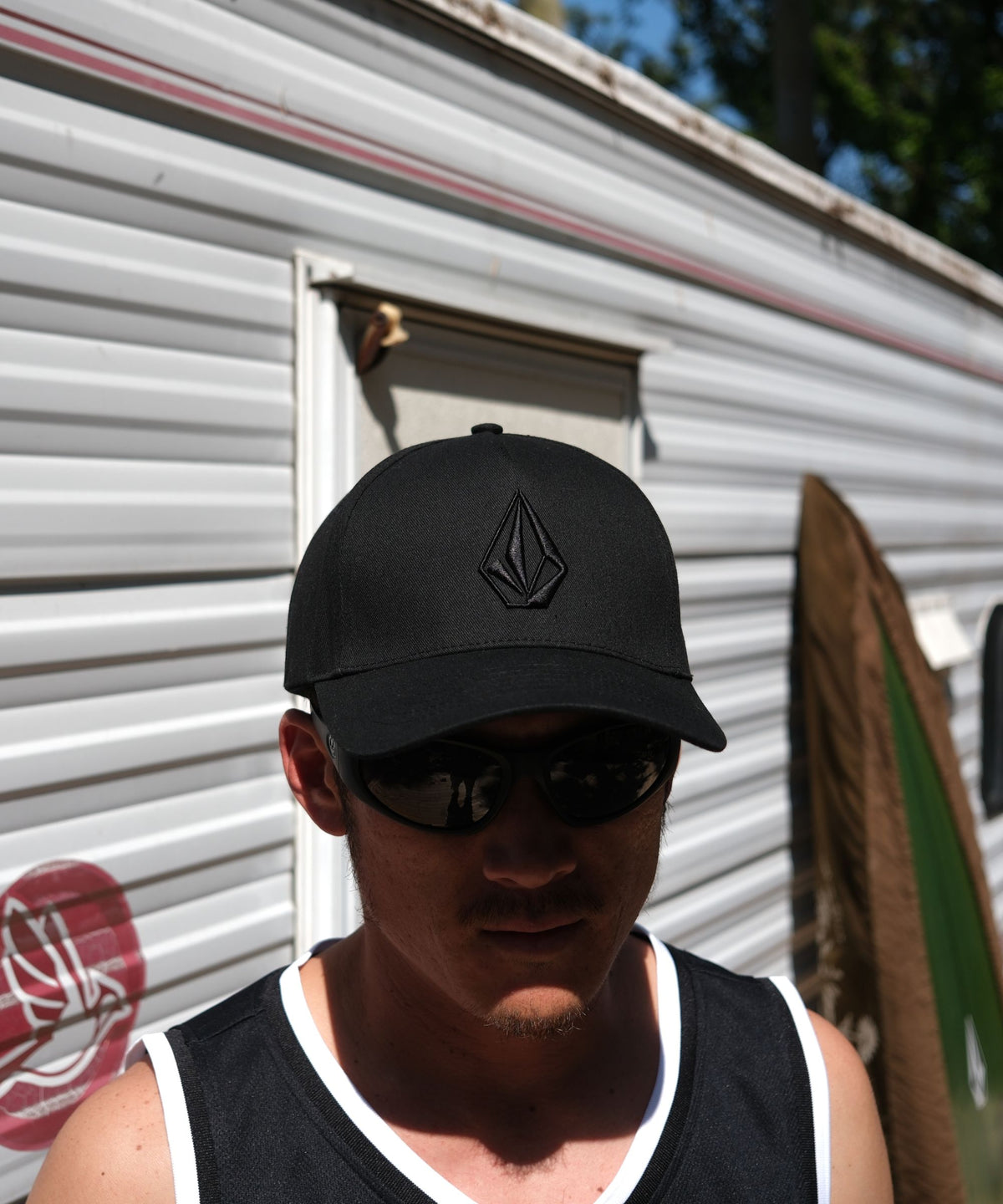VOLCOM メンズ EMBOSSED STONE ADJ HAT キャップ 【2026年春夏モデル】