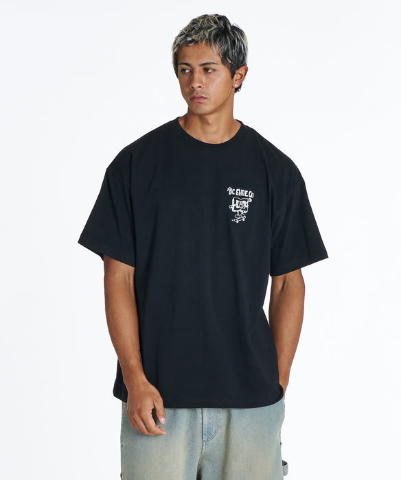 shittiです DC Shoes メンズ 26 PLAY SS Tシャツ 【2026年夏モデル】