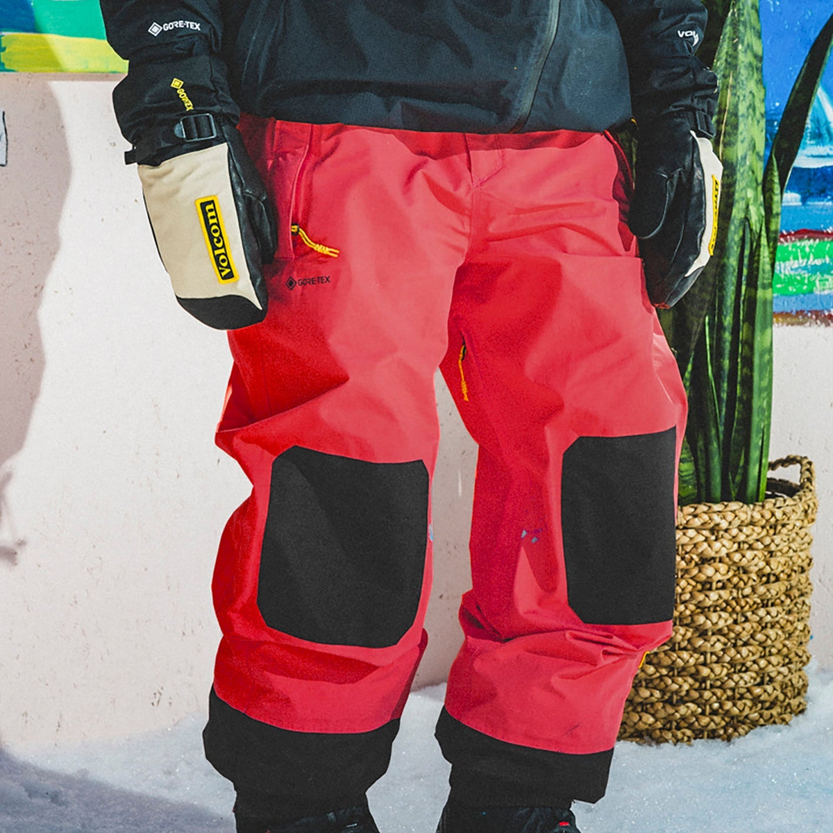 OUTLET】VOLCOM Mens Longo Gore-Tex Pants - Orange