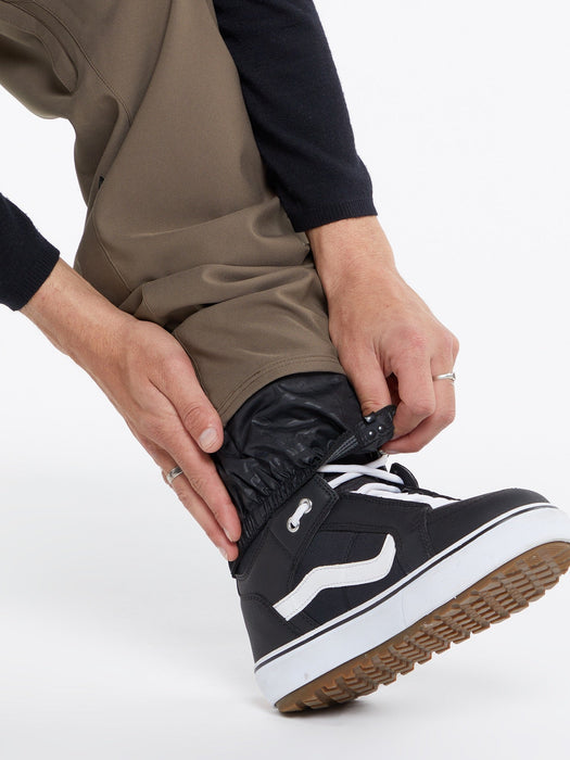 OUTLET】VOLCOM Mens Freakin Snow Chino Pant - Teak @2buy