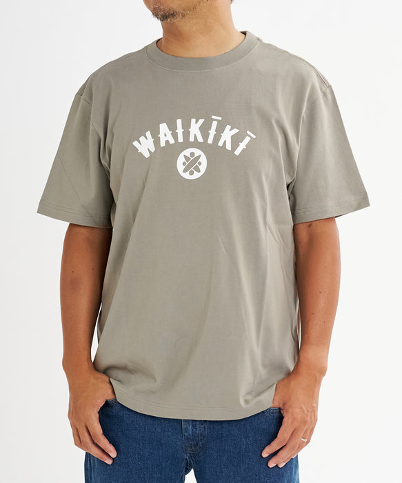 【直営店限定】BOARDRIDERS メンズ HI BRD WAIKIKI ST HAWAII Tシャツ 【2026年夏モデル】