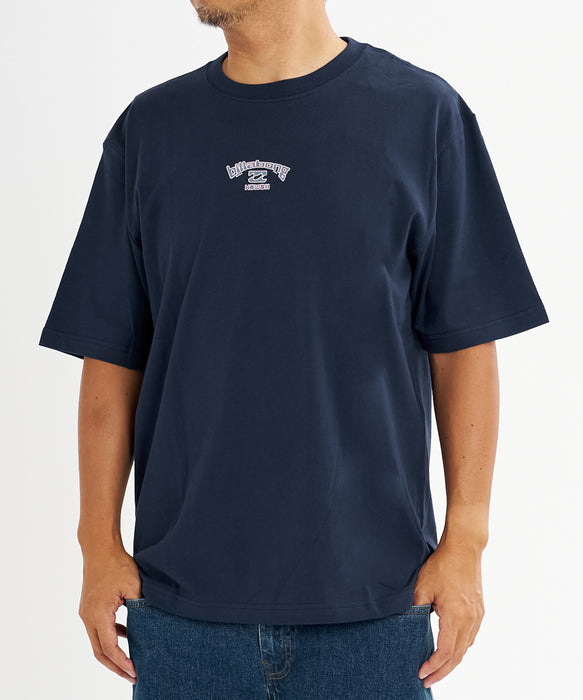 【直営店限定】BILLABONG メンズ Y2K ARCH OG SS HI HAWAII Tシャツ 【2026年秋冬モデル】