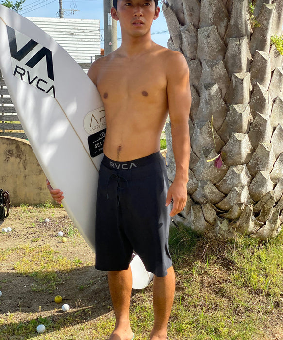 RVCA メンズ VA TRUNK SOLID ボードショーツ 【2026年春夏モデル】