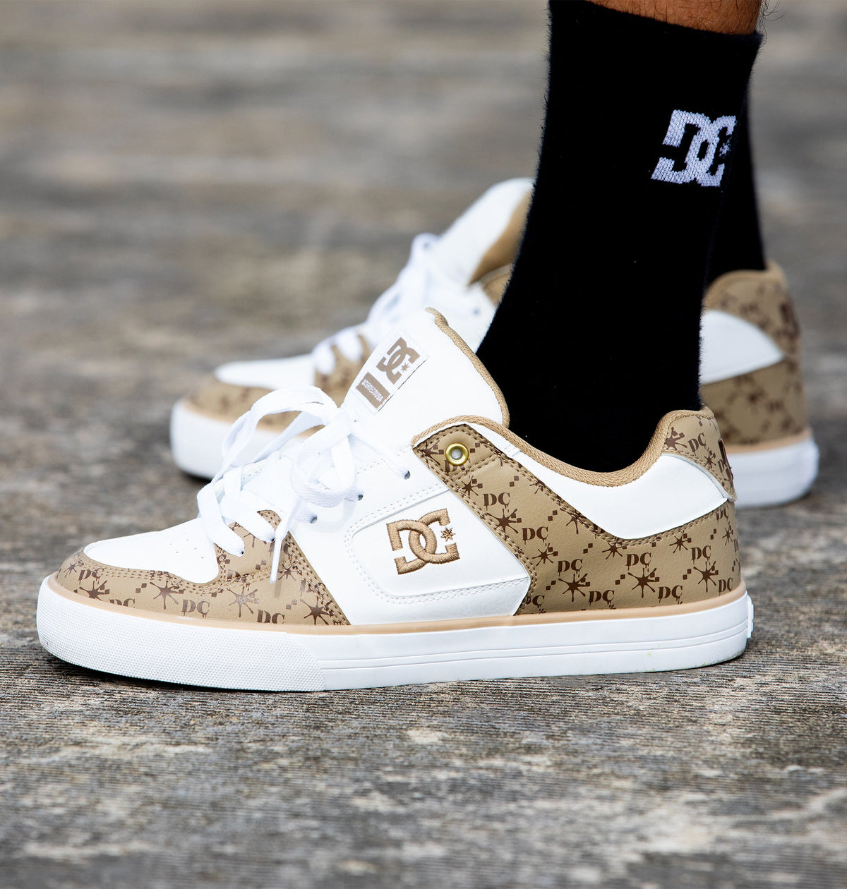 OUTLET】DC SHOES PURE SE SN メンズ フットウェア