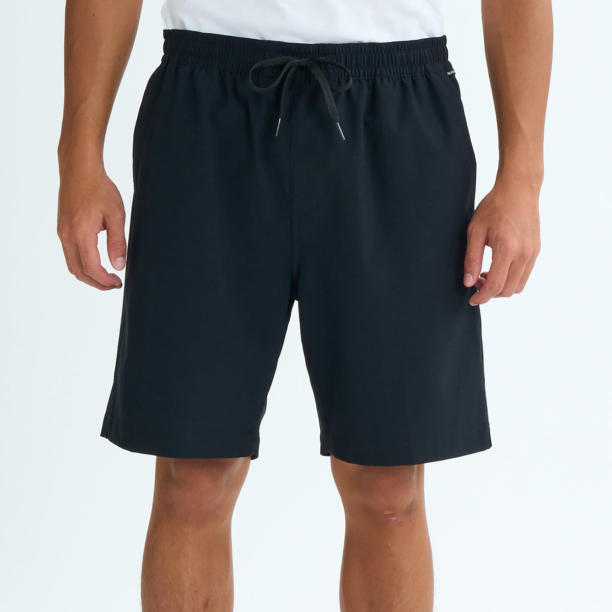 河魚 OUTLET】QUIKSILVER メンズ TAXER AMPHIBIAN 18 ウォークショーツ