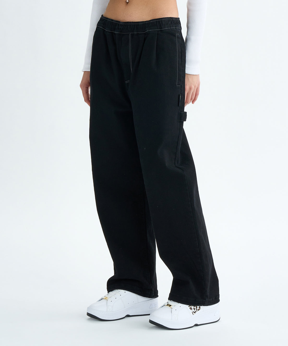 JP_lpt254303_blk_01_1200x1439_