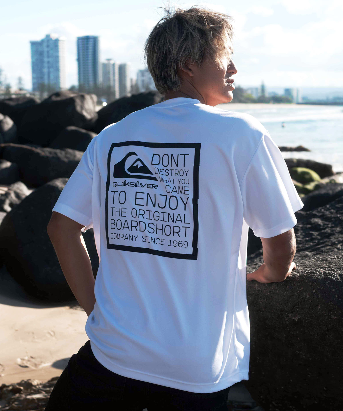 Quiksilver DISTORTED BOX ST Tシャツ メンズ