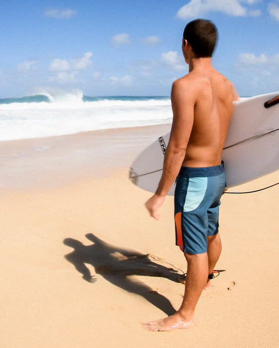 【OUTLET】BILLABONG メンズ 【PRO】 CYLINDERS PRO ボードショーツ/サーフトランクス  【2024年春夏モデル】