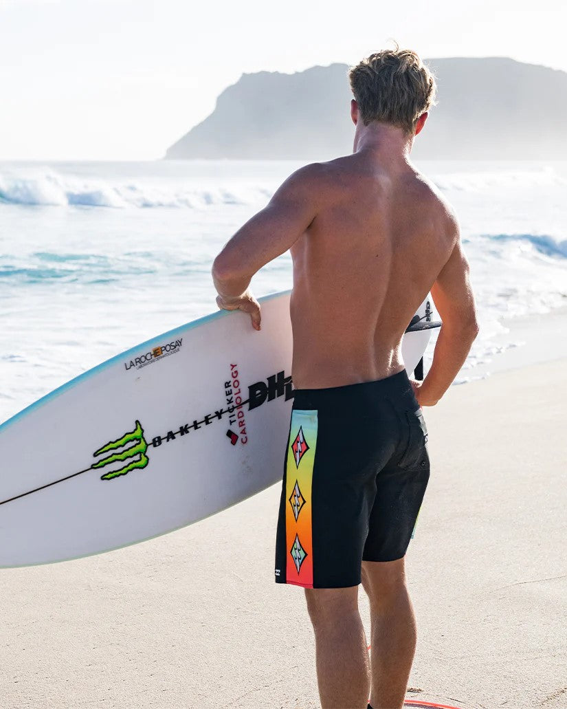 Billabong(ビラボン) チリ　サーフボード　6'2 Billabong(ビラボン) チリ サーフボード 6'2 02.jpg