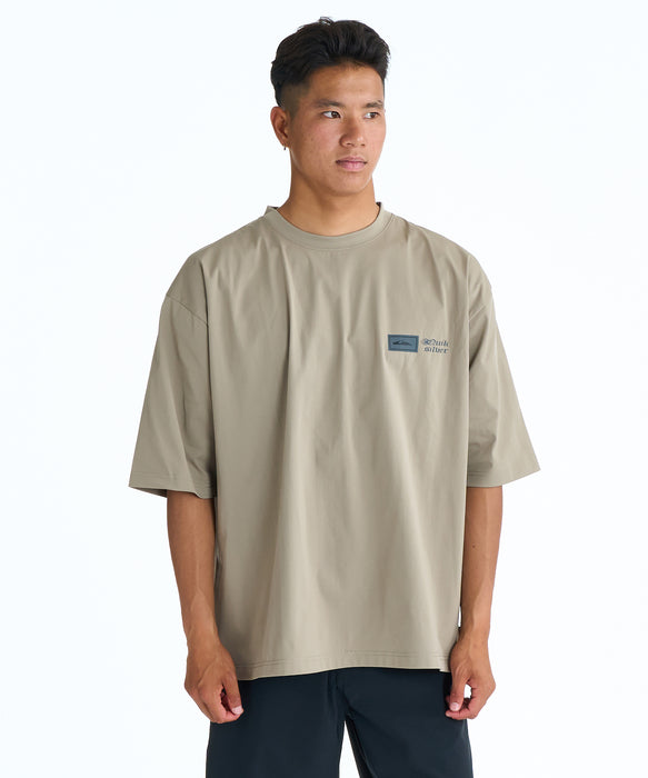 【追跡あり/匿名配送】Quicksilver Grail QUIKSILVER メンズ MERCURY BOX SS サーフTシャツ 速乾 接触冷感