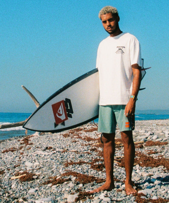 QUIKSILVER メンズ　QUIKSILVER X BOB MARLEY ZION ARCH 18 ボードショーツ 【2026年秋冬モデル】