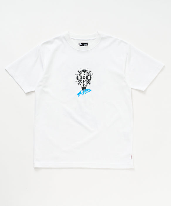 <QUIKSILVER X DOGTOWN>メンズ DTQS ARC CROSS LOGO ST 半袖Tシャツ 接触冷感 速乾 UPF50+【2026年夏モデル】