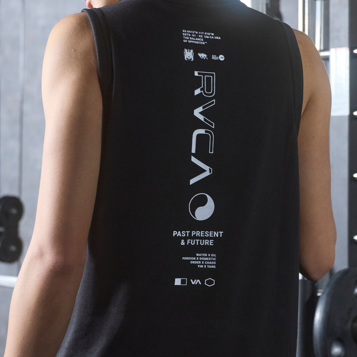viavanda ブラックタンクトップ ベルトループタンクトップ - VIAVANDA | 60% - アジアファッション通販
