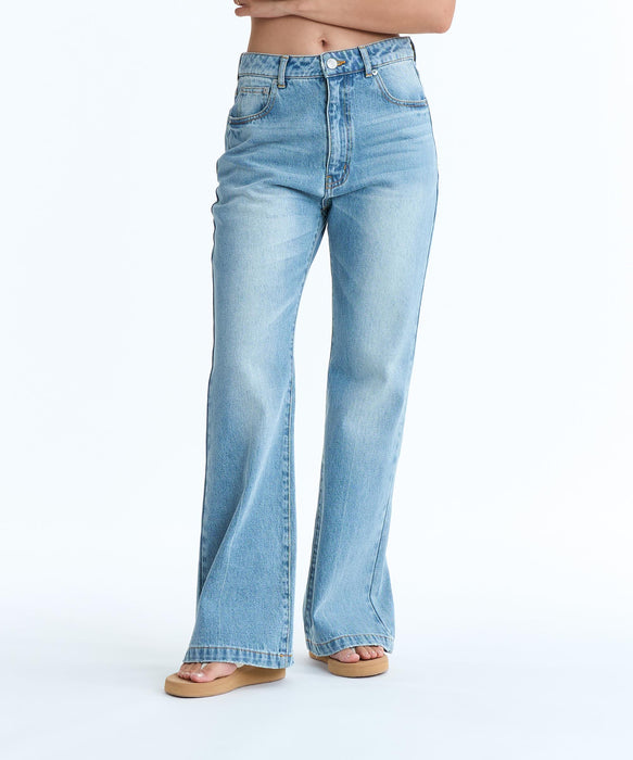 ROXY ウィメンズ SALTY FLARE DENIM フレアデニムパンツ 【2026年春夏