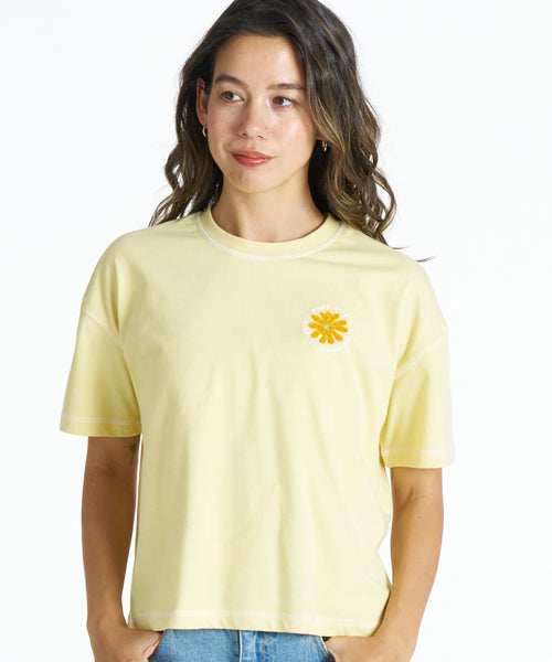 ROXY IT ALL COMES IN WAVE サガラ刺繍花モチーフ 半袖Tシャツ 【2026