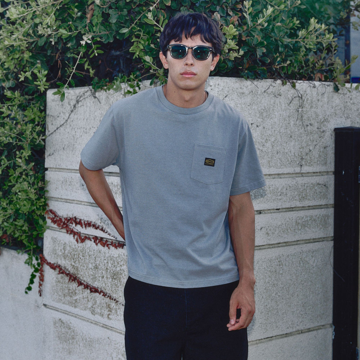 SALE】RVCA メンズ DAYSHIFT PCKT SS Tシャツ 【2026年春夏モデル】