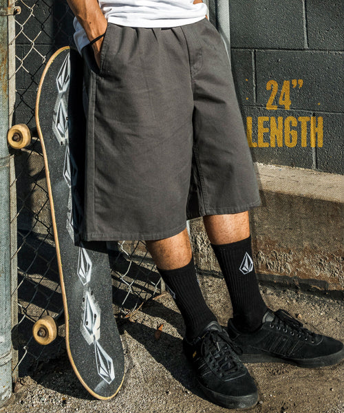 VOLCOM メンズ CHILLOW EW PLEAT 24 ショートパンツ 【2026年夏モデル】