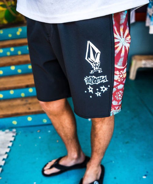 Dude Style AAA ショートボード　新品未使用 OUTLET】VOLCOM メンズ STAR SHIELDS FA MOD 18 ボードショーツ 【2026