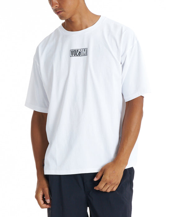 VOLCOM メンズ VERTICAL LOGO GRAPHI サーフTシャツ 【2026年春夏モデル】 WHT / XL