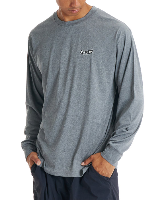 【Surfing】Cliff Sutherland・ 長袖 ハードウェアグラフィックロングスリーブ T(XS Adriatic Blue