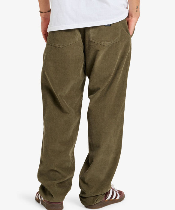 Quiksilver メンズ TAXER REGULAR CORD PANT コーデュロイパンツ Quiksilver メンズ TAXER REGULAR CORD PANT コーデュロイパンツ