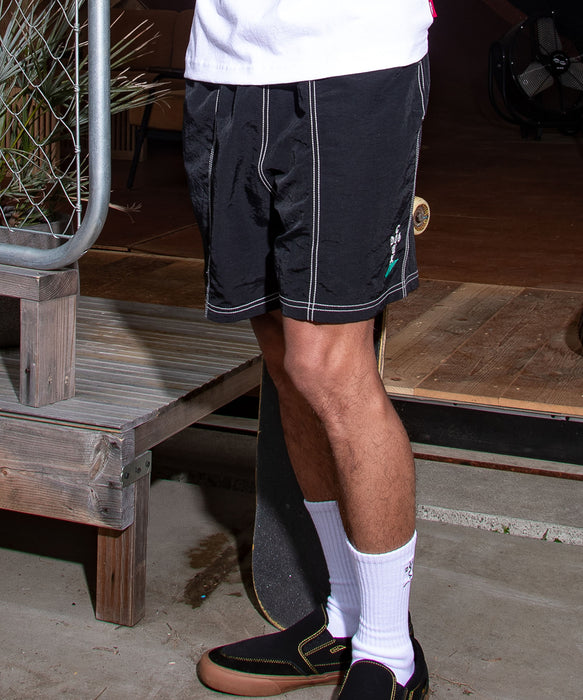 <QUIKSILVER X DOGTOWN>メンズ DTQS NYLON SHORTS バギーショートパンツ 17インチ【2026年夏モデル】