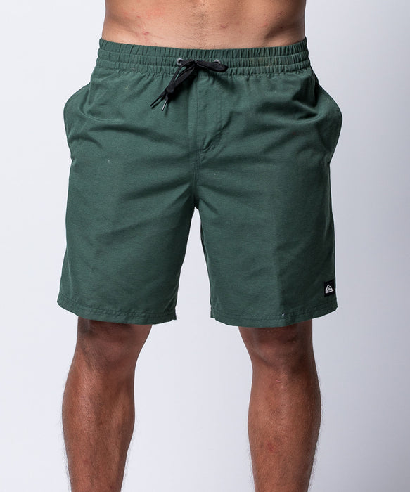 QUIKSILVER メンズ EVERYDAY SOLID VOLLEY 19 ジャムボードショーツ 19インチ インナーショーツ付き (ウエストゴムタイプ) ノンストレッチ・撥水加工 【2026年春夏モデル】
