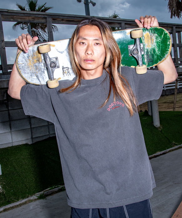 メンズ DTQS PG LETTER PRINT ST 半袖コットンTシャツ バックロゴ