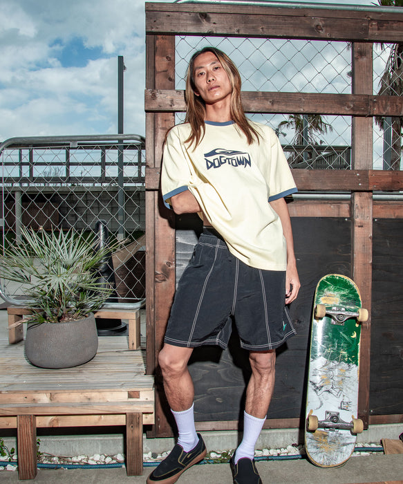 <QUIKSILVER X DOGTOWN> メンズ DTQS PG HORRORSCRIPT RINGER ST 半袖コットンTシャツ ルーズフィット【2026年夏モデル】