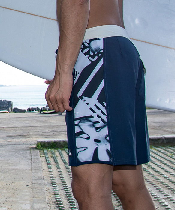 QUIKSILVER メンズ SURFSILK ARCH 18 ボードショーツ フィットタイ 18インチ インナーショーツなしタイプ 4WAYストレッチ・撥水加工