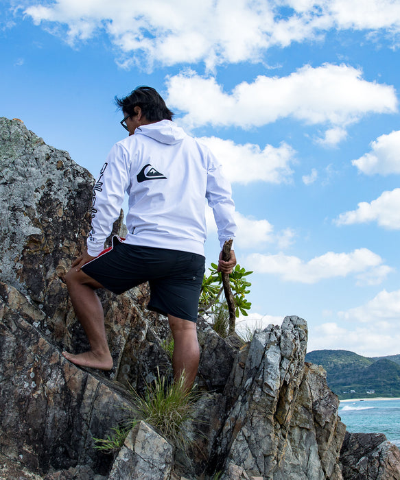 QUIKSILVER メンズ OMNI MW ZIP HOODIE 長袖ラッシュガード ハイネック UPF50+ 接触冷感 速乾 【2026年春夏モデル】
