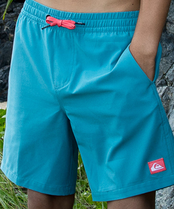 QUIKSILVER キッズ SOLID VOLLEY YOUTH 16NB ジャムボードショーツ 水陸両用 4WAYストレッチ 16インチ インナーショーツなしタイプ【2026年夏モデル】