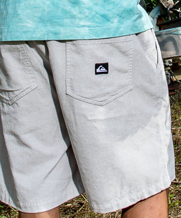 QUIKSILVER メンズ TAXER CORD WS コーデュロイ ウォークショーツ ウエストゴム/ドローコード