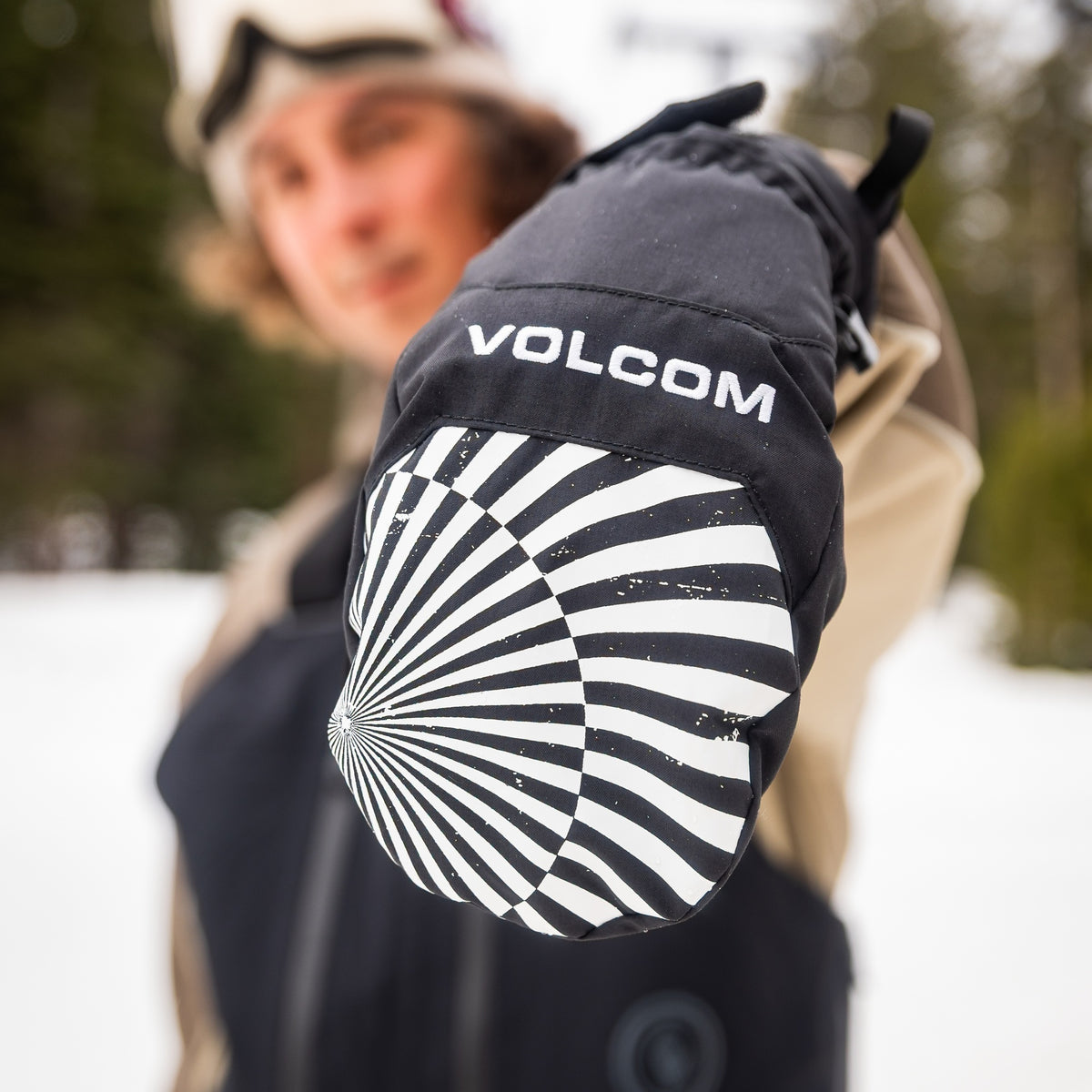 OUTLET FAMILY SALE】VOLCOM メンズ V.CO NYLE MITT スノーグローブ