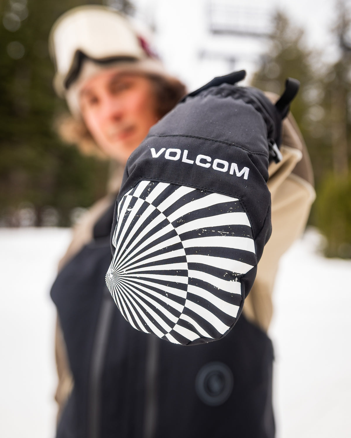 OUTLET FAMILY SALE】VOLCOM メンズ V.CO NYLE MITT スノーグローブ