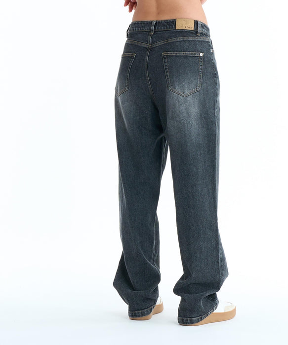 【新品タグ付き】RE/DONE 米国製　レディースデニムパンツ　SIZE２５ 新品タグ付き】RE/DONE 米国製 レディースデニムパンツ SIZE25 新品